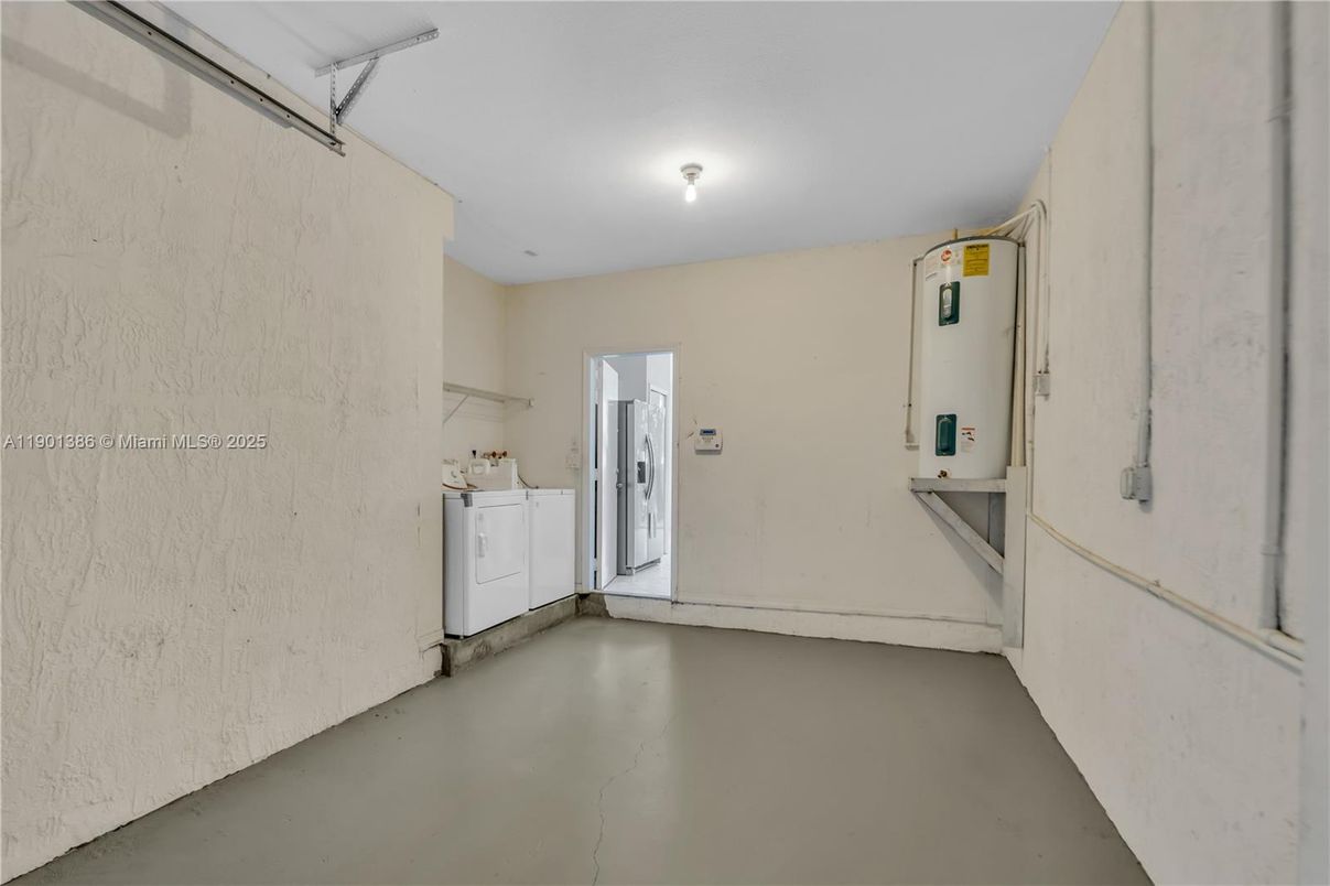 Interior, Washer