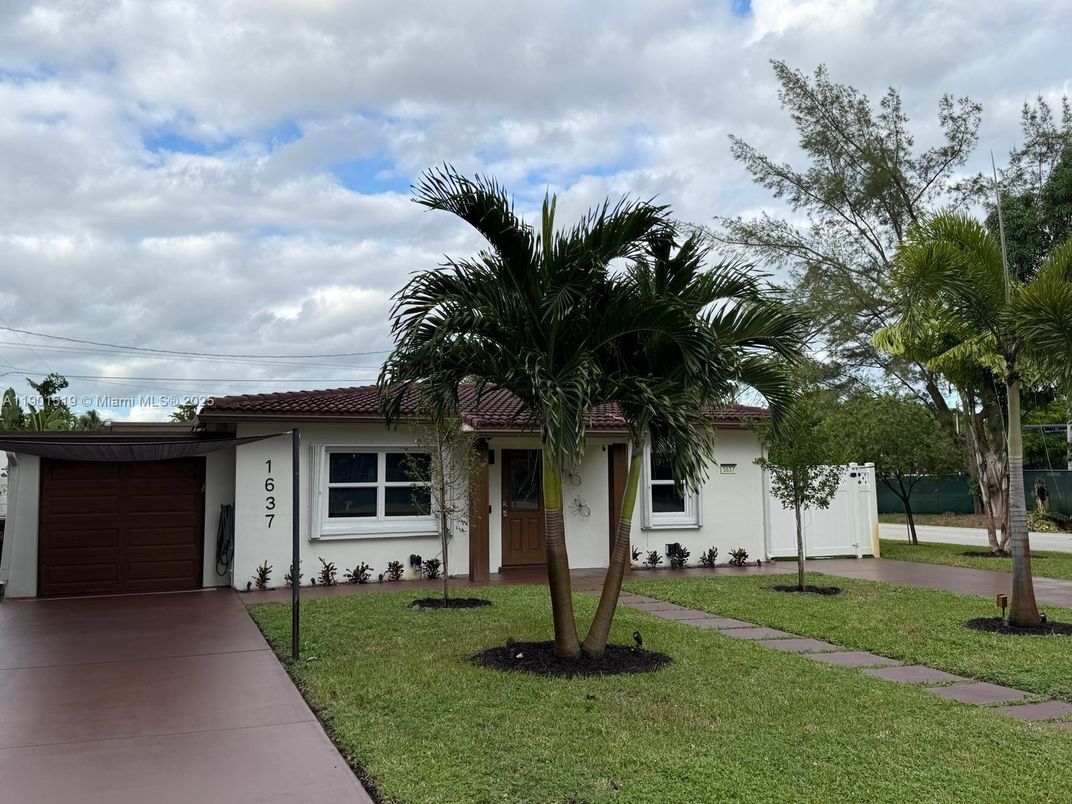 Attached, Backyard, Exterior, Facade, Spanish Mediterranean