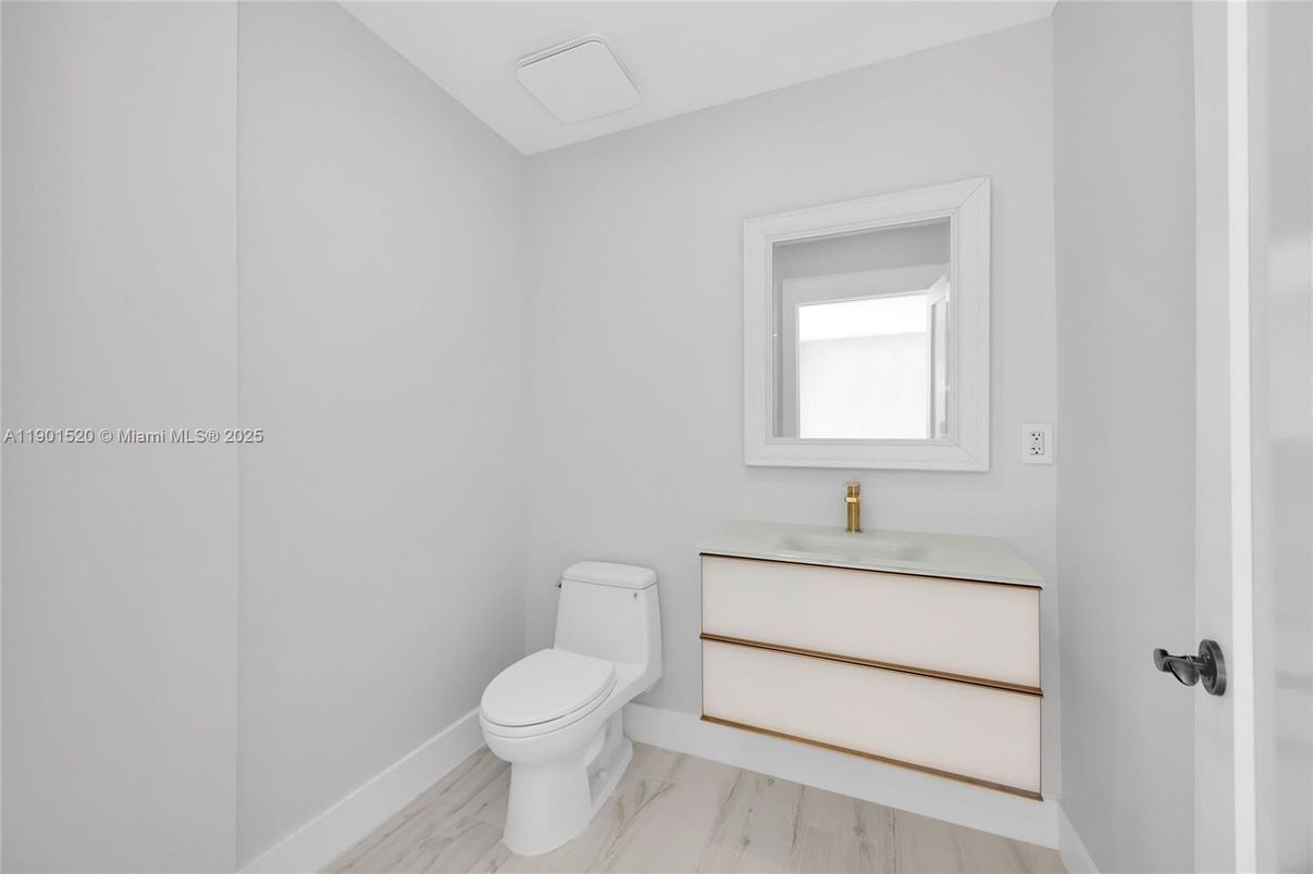 Bathroom, Interior, Marble, Wood Texture Flooring