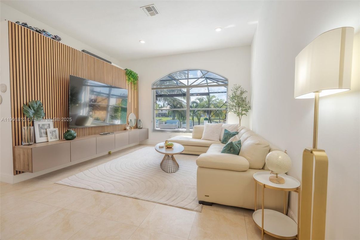 Interior, Living room, Recessed Lighting