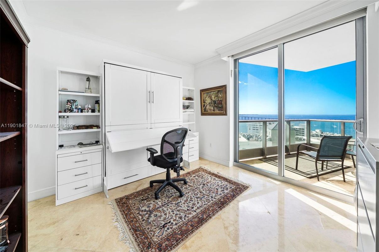 Home Office, Interior, Water