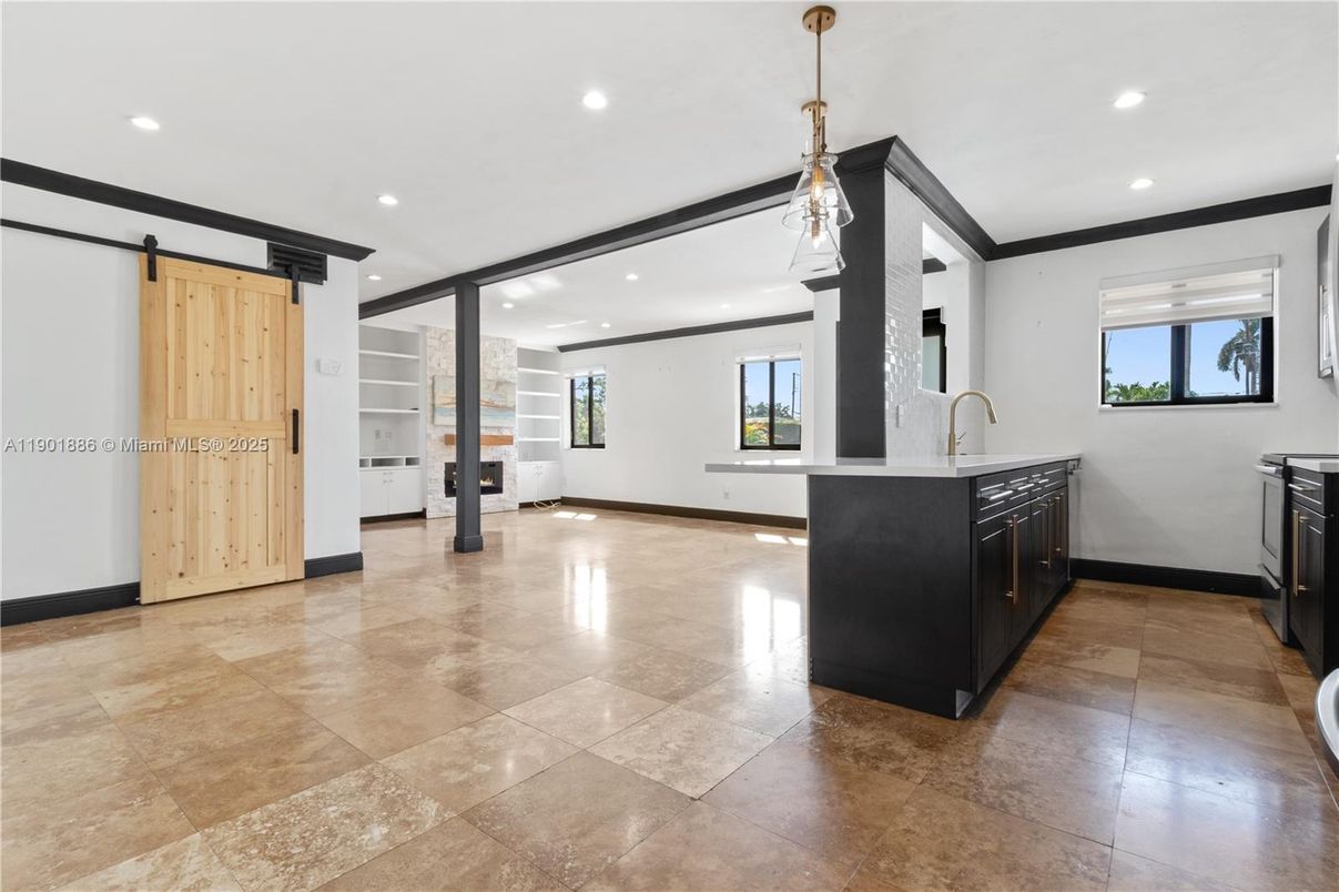 Interior, Kitchen, Pendant Lights, Recessed Lighting