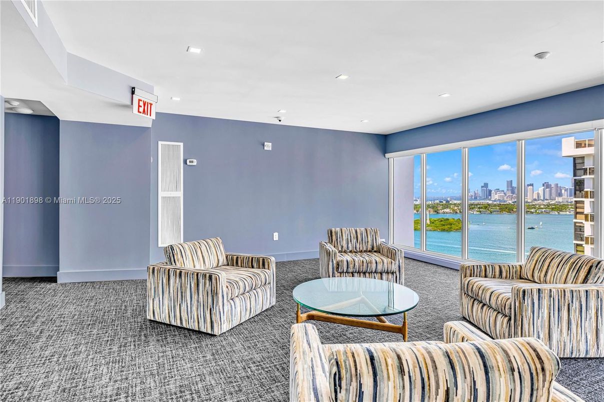 Interior, Living room, Recessed Lighting, Water