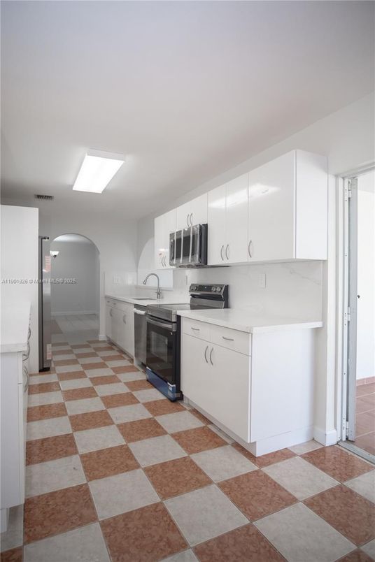 Interior, Kitchen, Stainless Steel Appliances