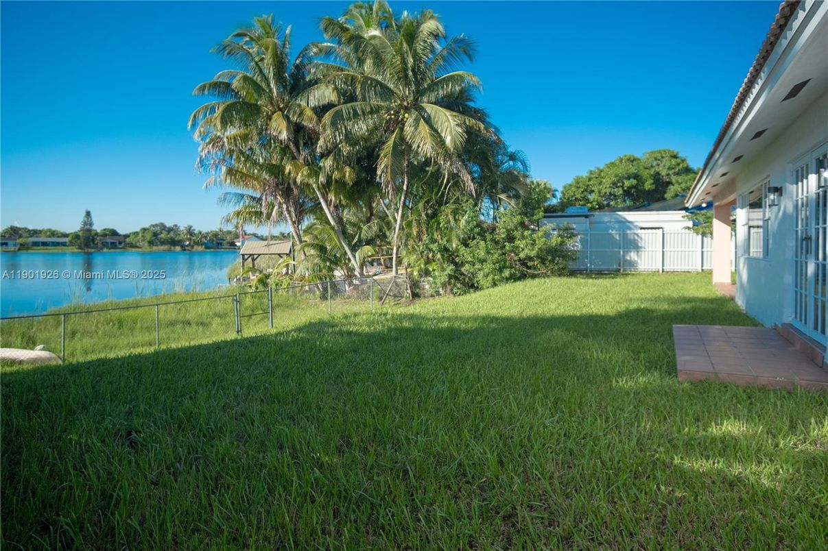 Backyard, Exterior, Water