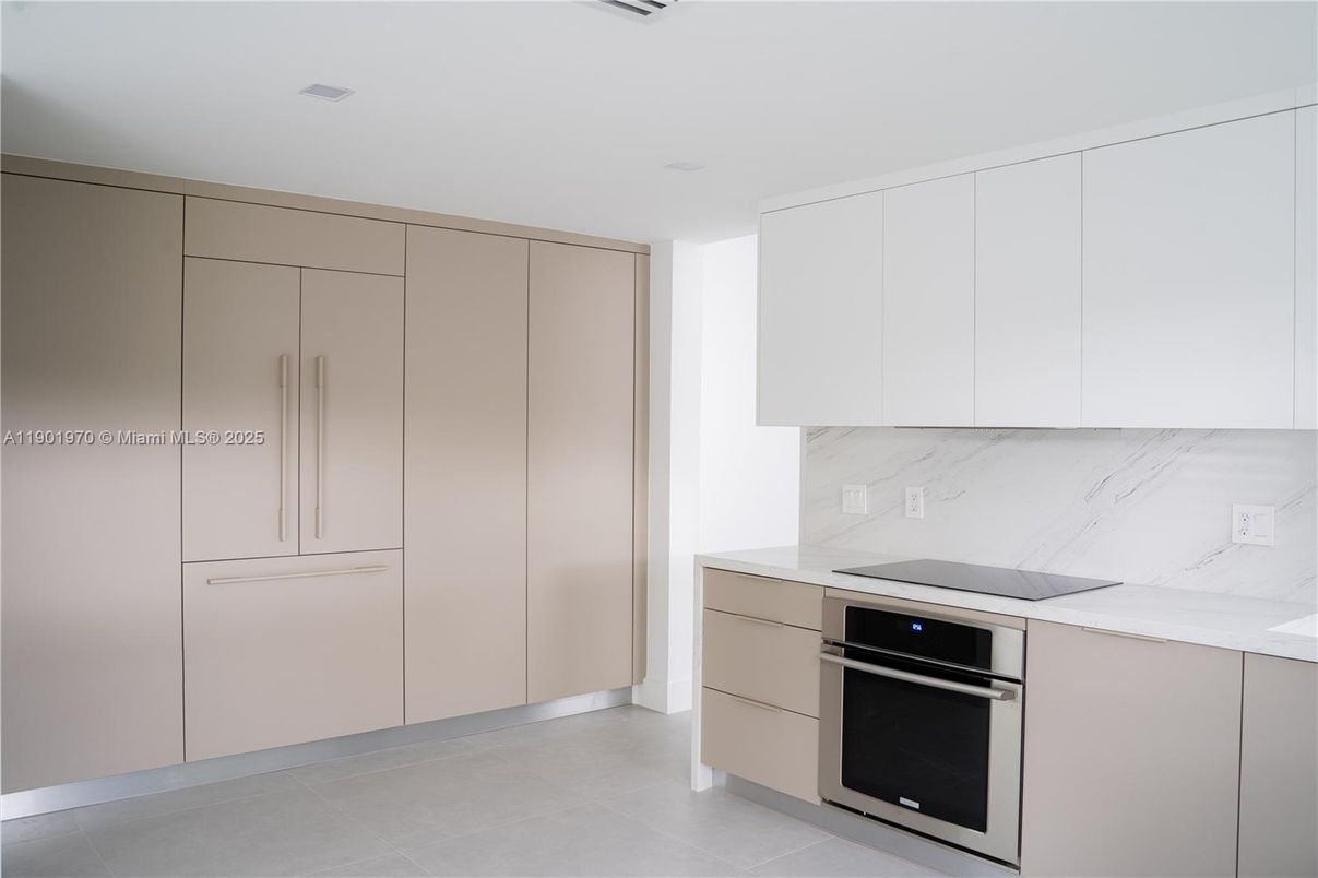 Interior, Kitchen, Marble Walls, Stainless Steel Appliances