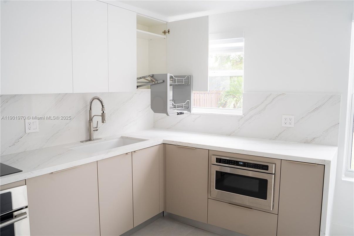 Interior, Kitchen, Marble Walls, Stainless Steel Appliances