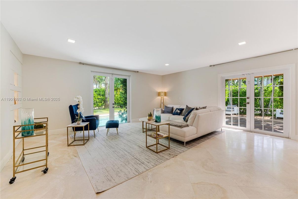 Interior, Living room, Recessed Lighting