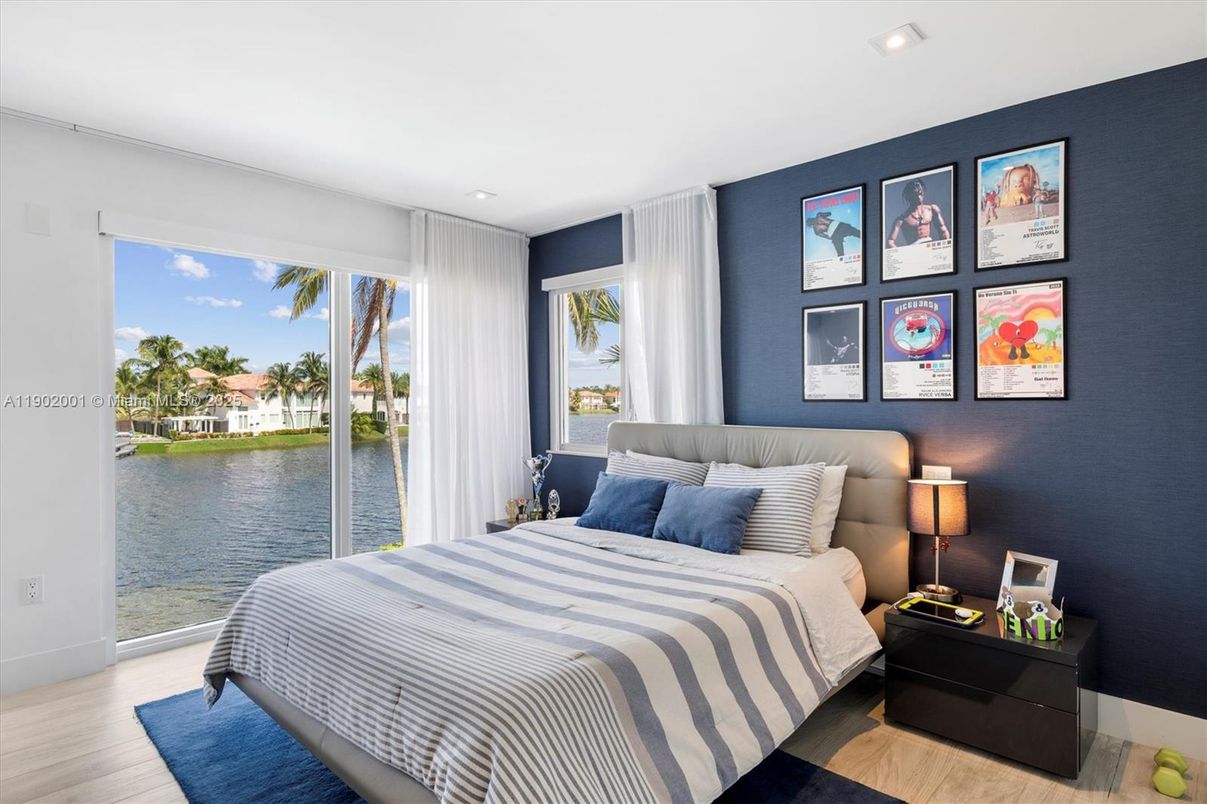 Bedroom, Interior, Recessed Lighting, Water, Wood Texture Flooring