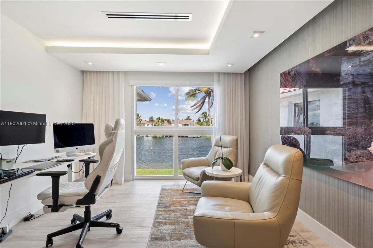 Home Office, Interior, Recessed Lighting, Water, Wood Texture Flooring