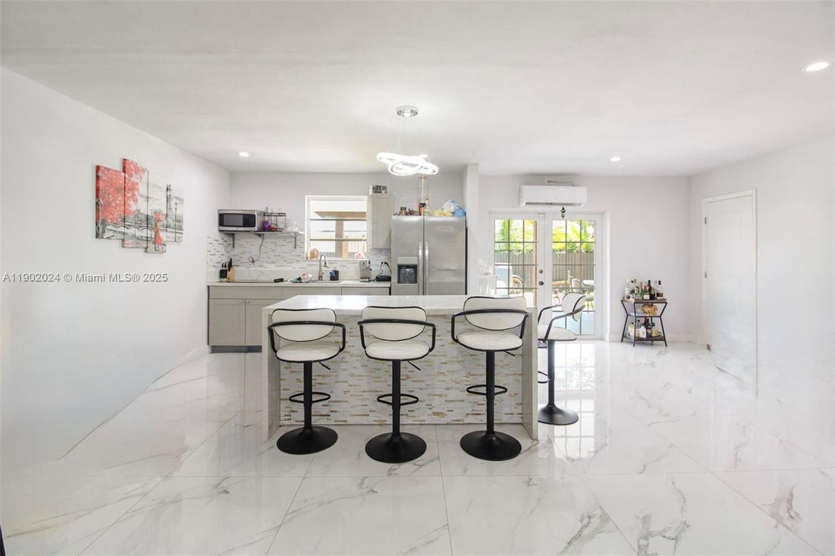 Interior, Kitchen, Marble, Pendant Lights, Recessed Lighting
