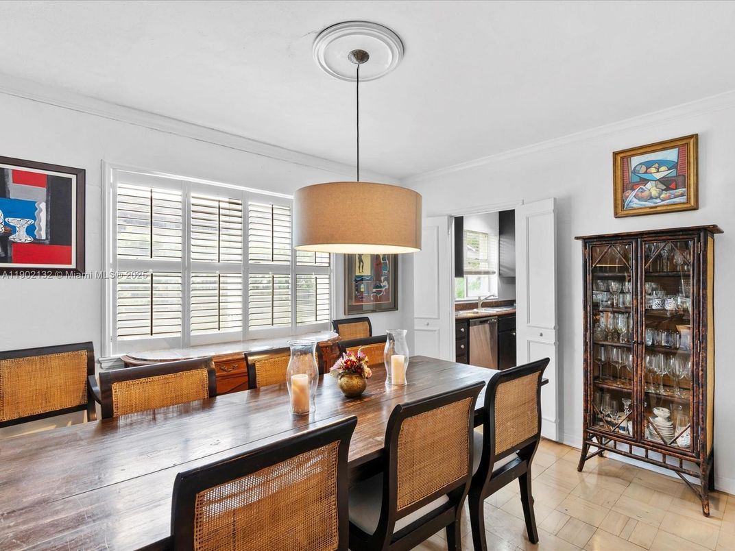 Dining room, Interior, Pendant Lights