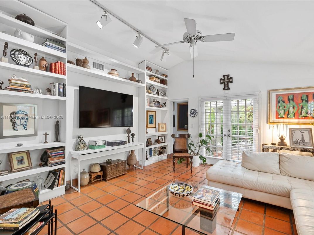 Interior, Living room