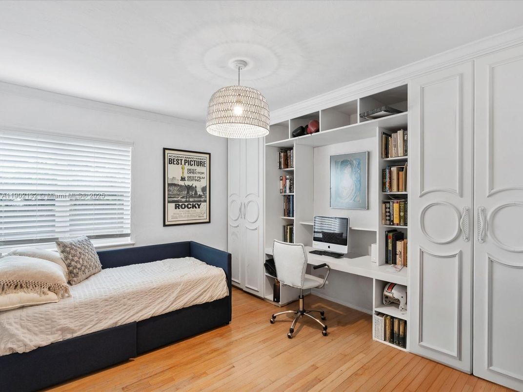 Bedroom, Chandelier, Home Office, Interior, Wood Texture Flooring