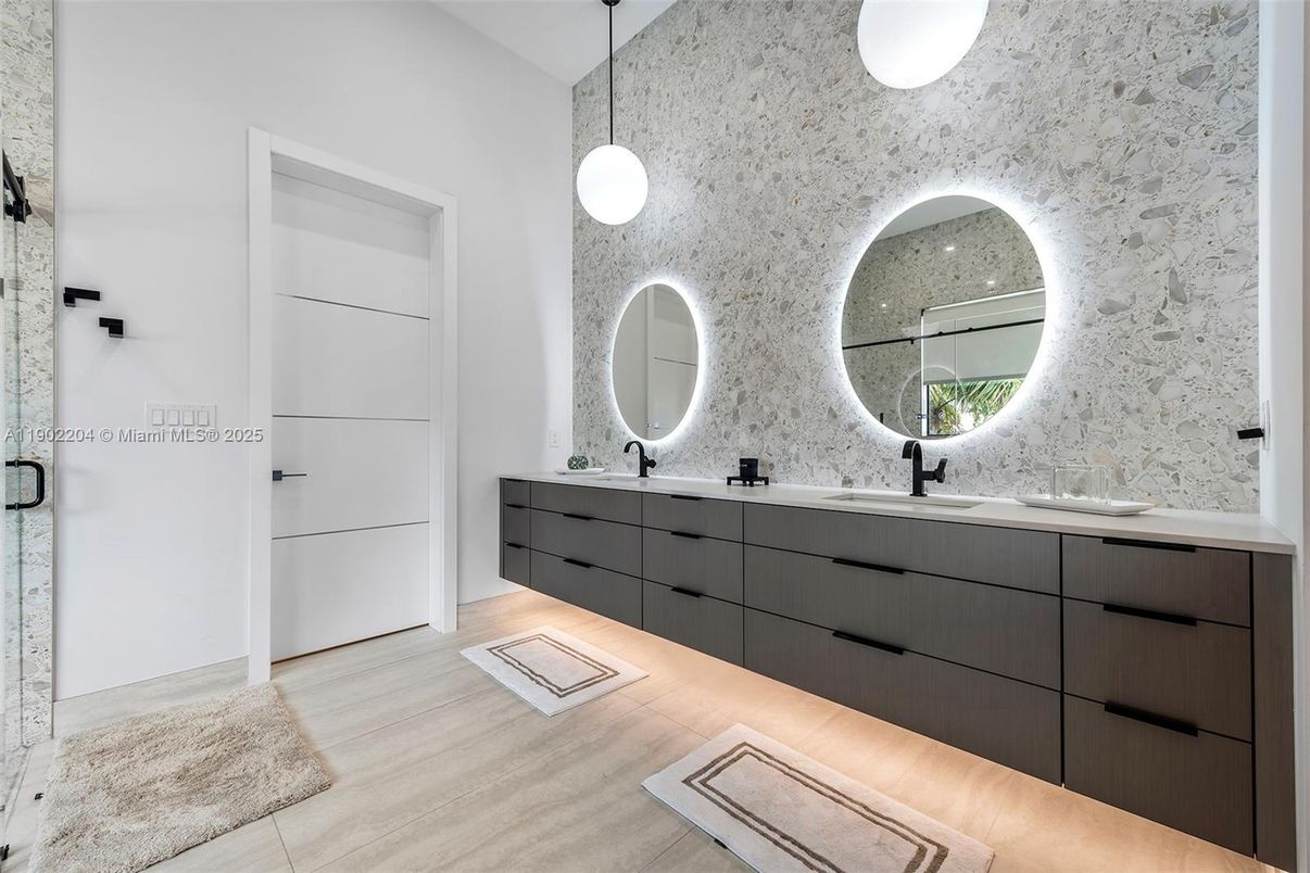 Bathroom, Dual Sink Vanities, Interior, Pendant Lights, Wood Texture Flooring