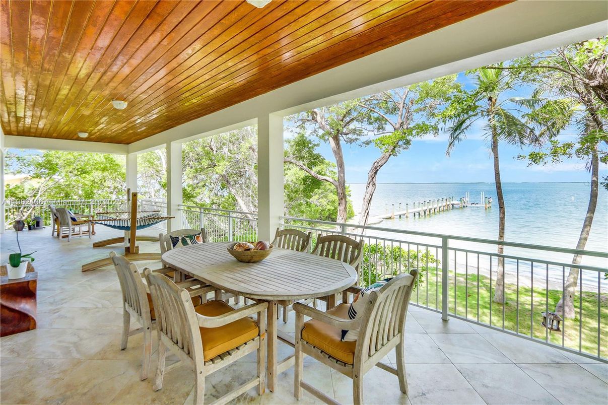 Dining room, Interior, Water, Wooden Ceilings