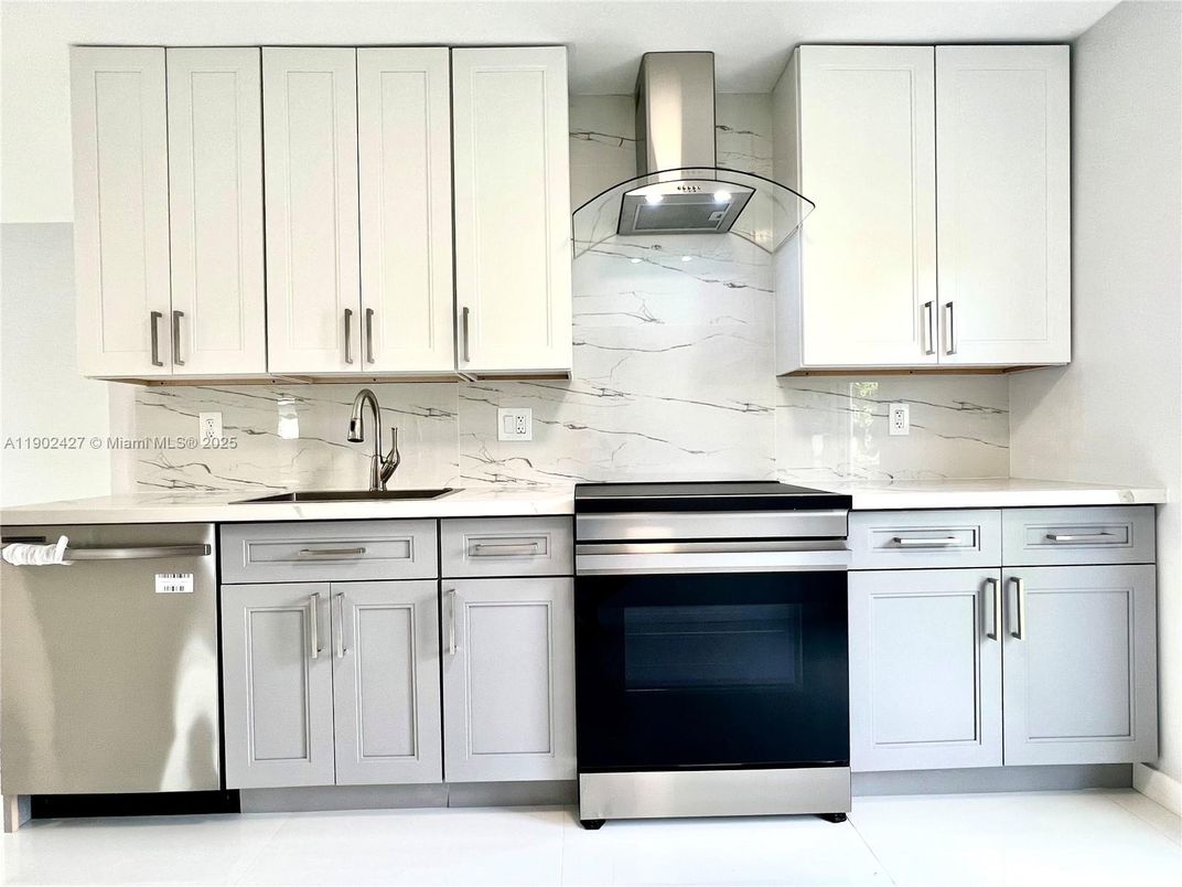 Interior, Kitchen, Marble Walls, Stainless Steel Appliances