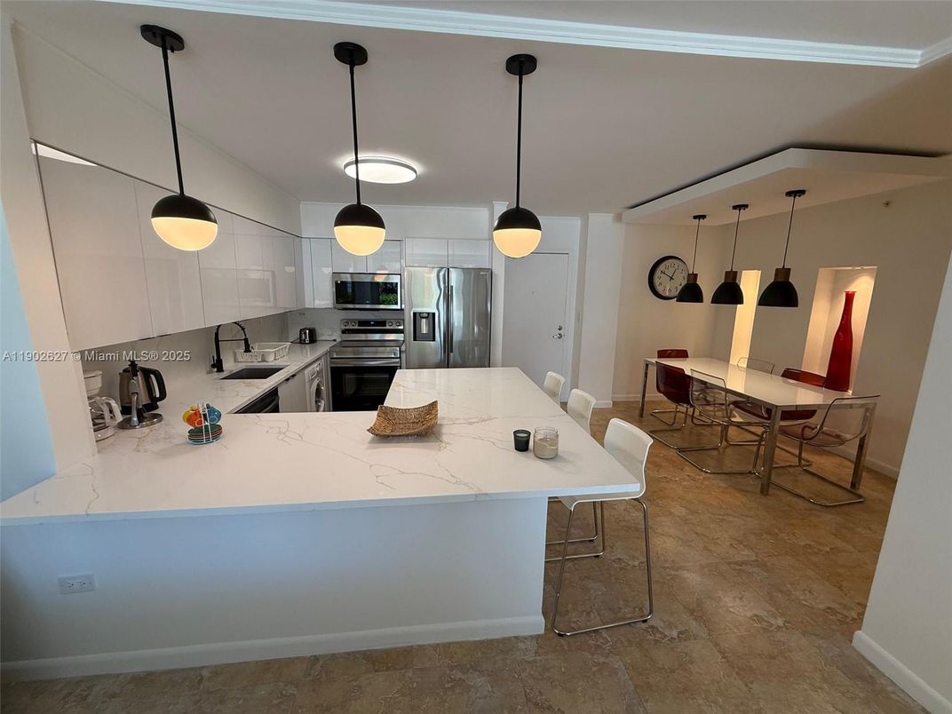 Interior, Kitchen, Pendant Lights, Stainless Steel Appliances