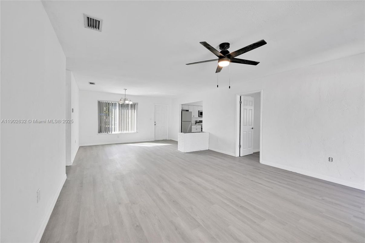 Chandelier, Empty room, Interior, Wood Texture Flooring