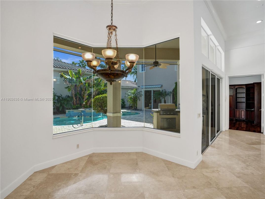 Chandelier, Interior, Recessed Lighting