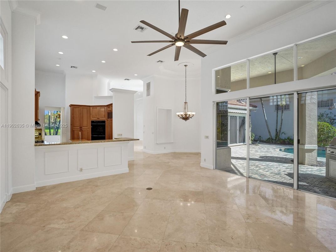 Chandelier, Empty room, Interior, Kitchen, Pendant Lights, Recessed Lighting