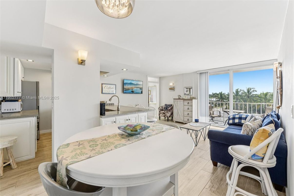 Dining room, Interior, Kitchen, Living room, Recessed Lighting, Wood Texture Flooring