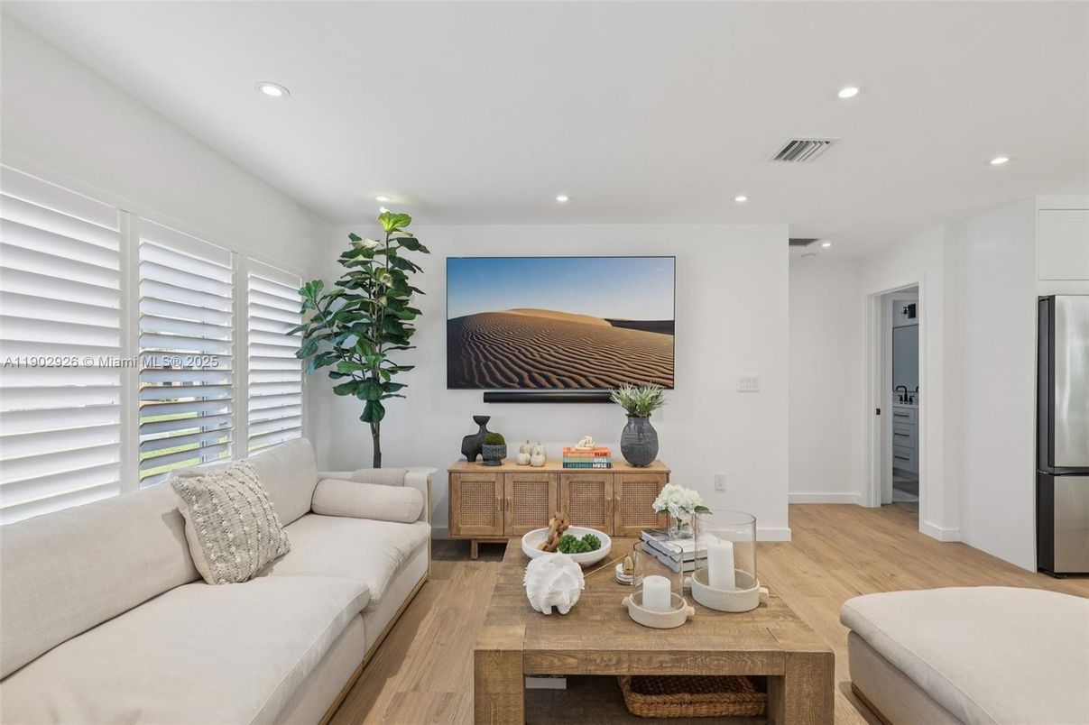 Interior, Living room, Recessed Lighting, Stainless Steel Appliances, Wood Texture Flooring