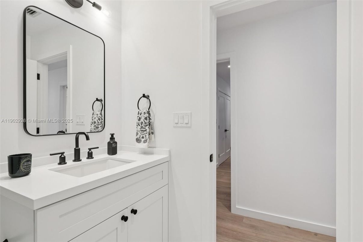 Bathroom, Dual Sink Vanities, Interior, Wood Texture Flooring