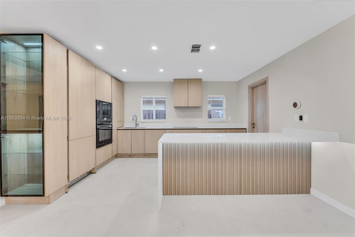 Interior, Kitchen, Recessed Lighting