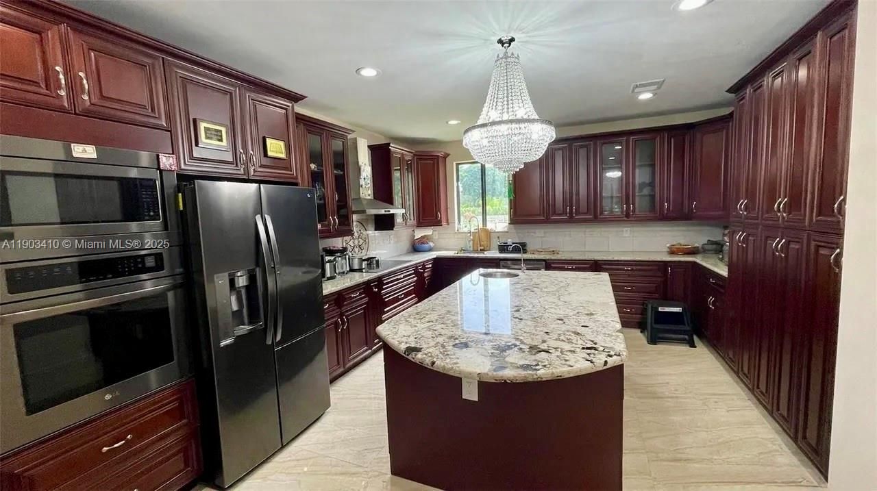 Chandelier, Interior, Kitchen, Recessed Lighting, Stainless Steel Appliances