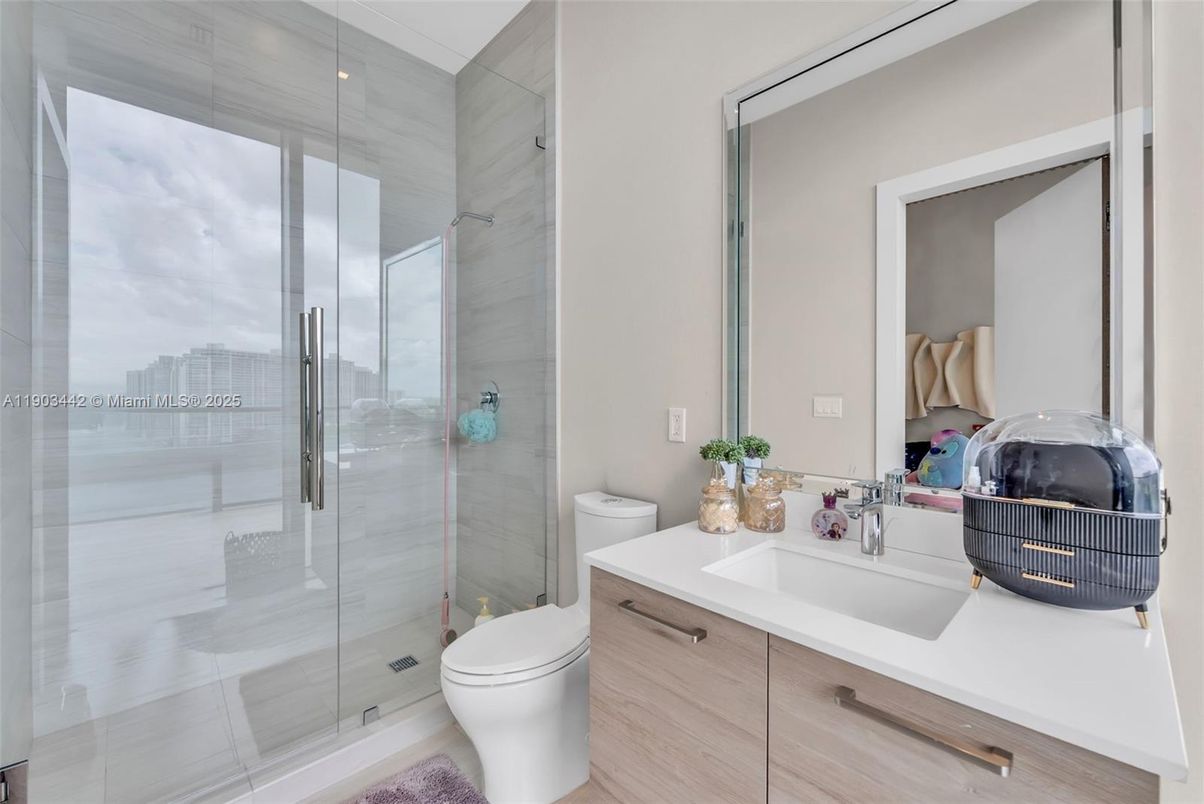 Bathroom, Bedroom, Glass Shower, Interior