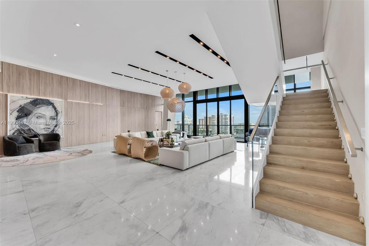 Interior, Living room, Marble, Pendant Lights, Recessed Lighting