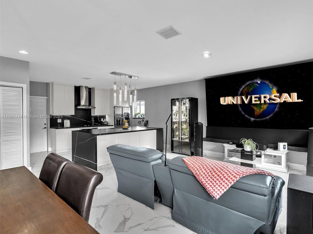 Interior, Kitchen, Living room, Marble, Pendant Lights, Recessed Lighting, Stainless Steel Appliances