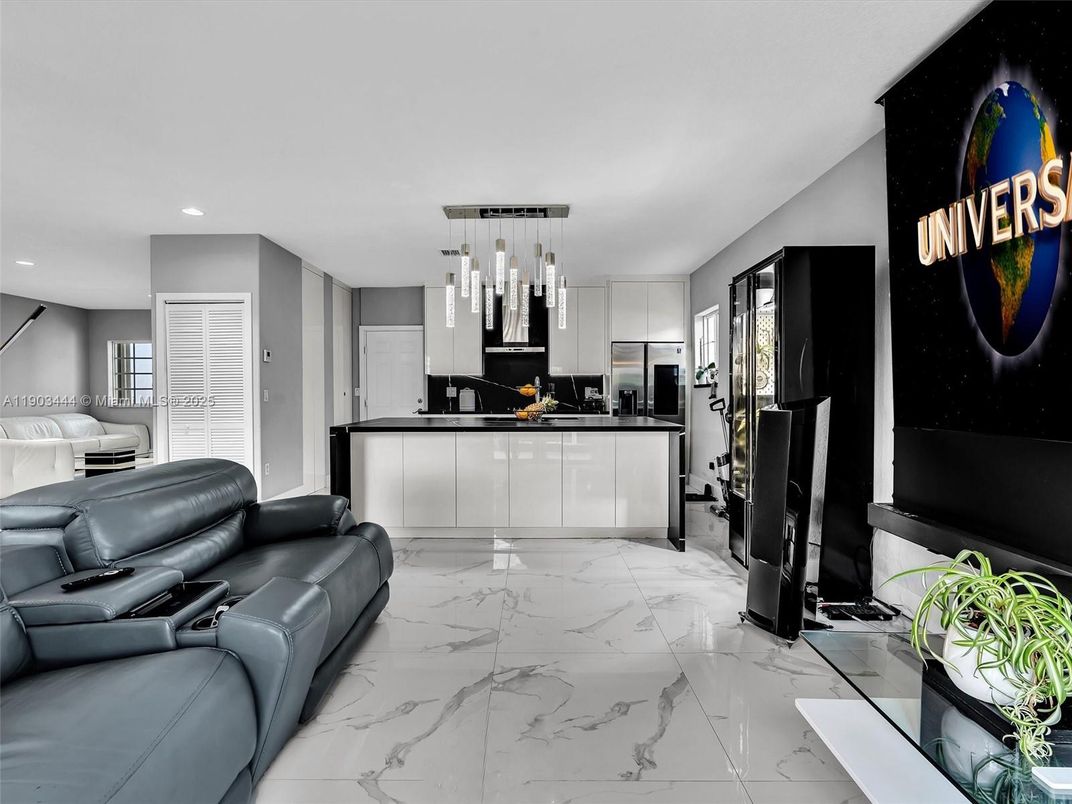 Home Theatre Room, Interior, Kitchen, Living room, Marble, Pendant Lights, Recessed Lighting, Stainless Steel Appliances