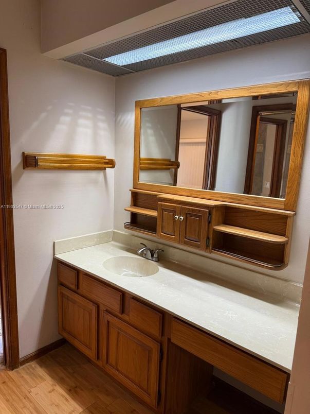 Bathroom, Dual Sink Vanities, Interior, Wood Texture Flooring