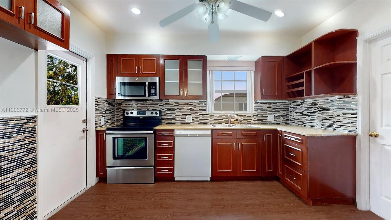 Interior, Kitchen, Recessed Lighting, Stainless Steel Appliances, Wood Texture Flooring