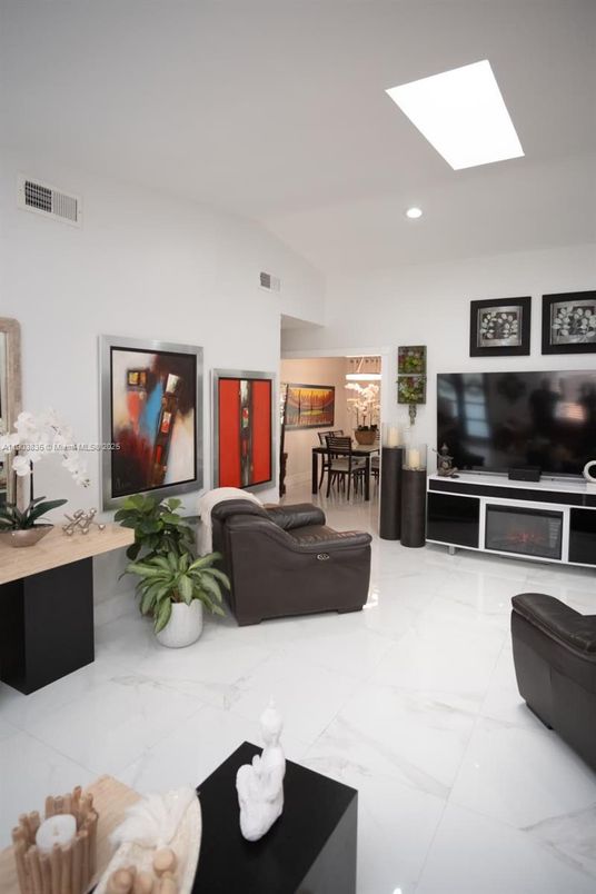 Dining room, Interior, Living room, Marble, Recessed Lighting