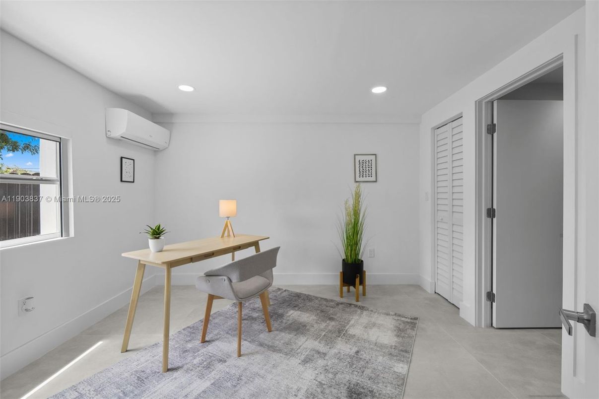 Home Office, Interior, Recessed Lighting