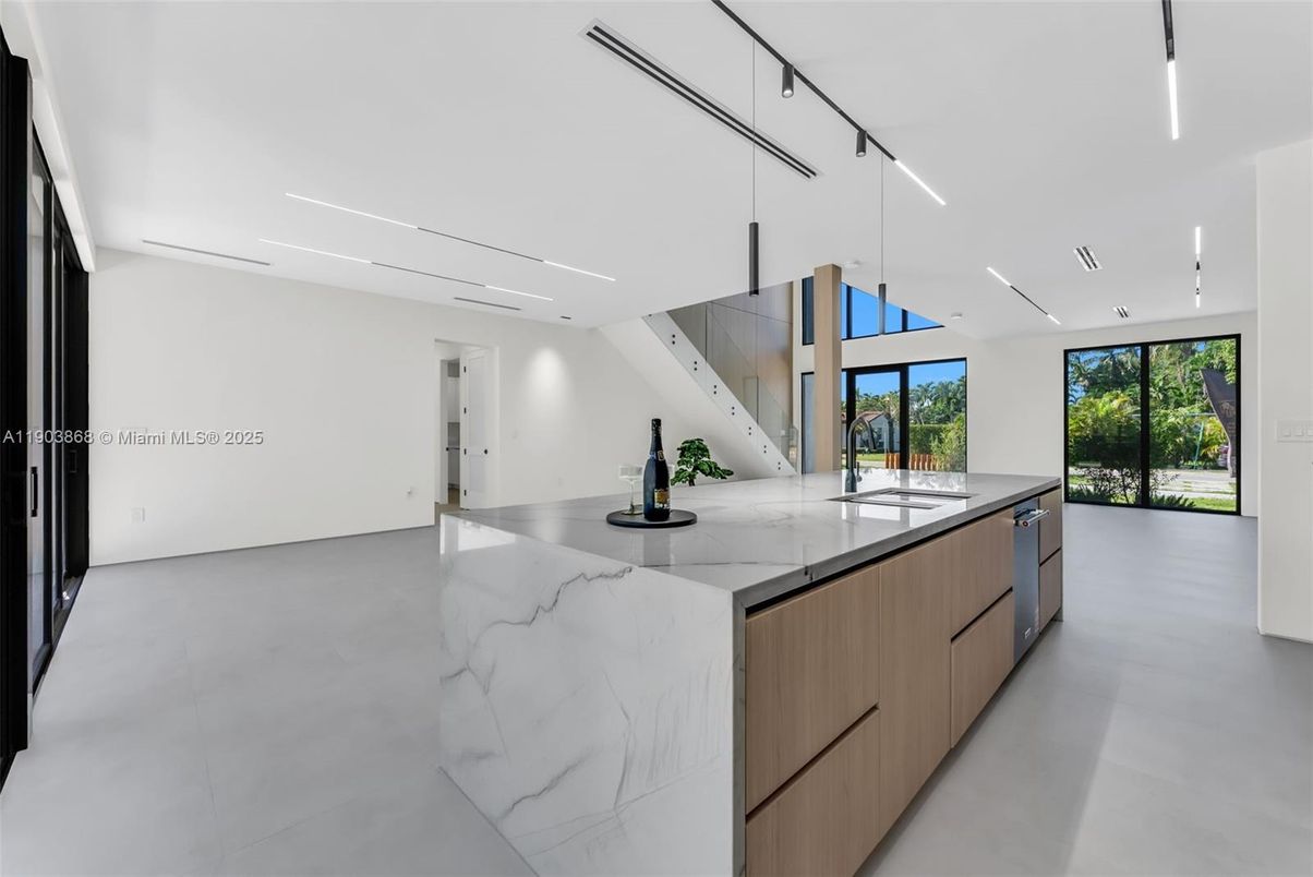 Interior, Kitchen, Recessed Lighting