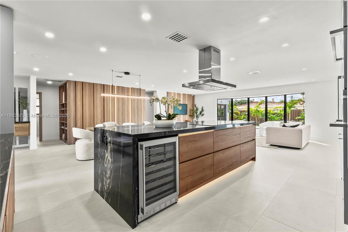Interior, Kitchen, Pendant Lights, Recessed Lighting