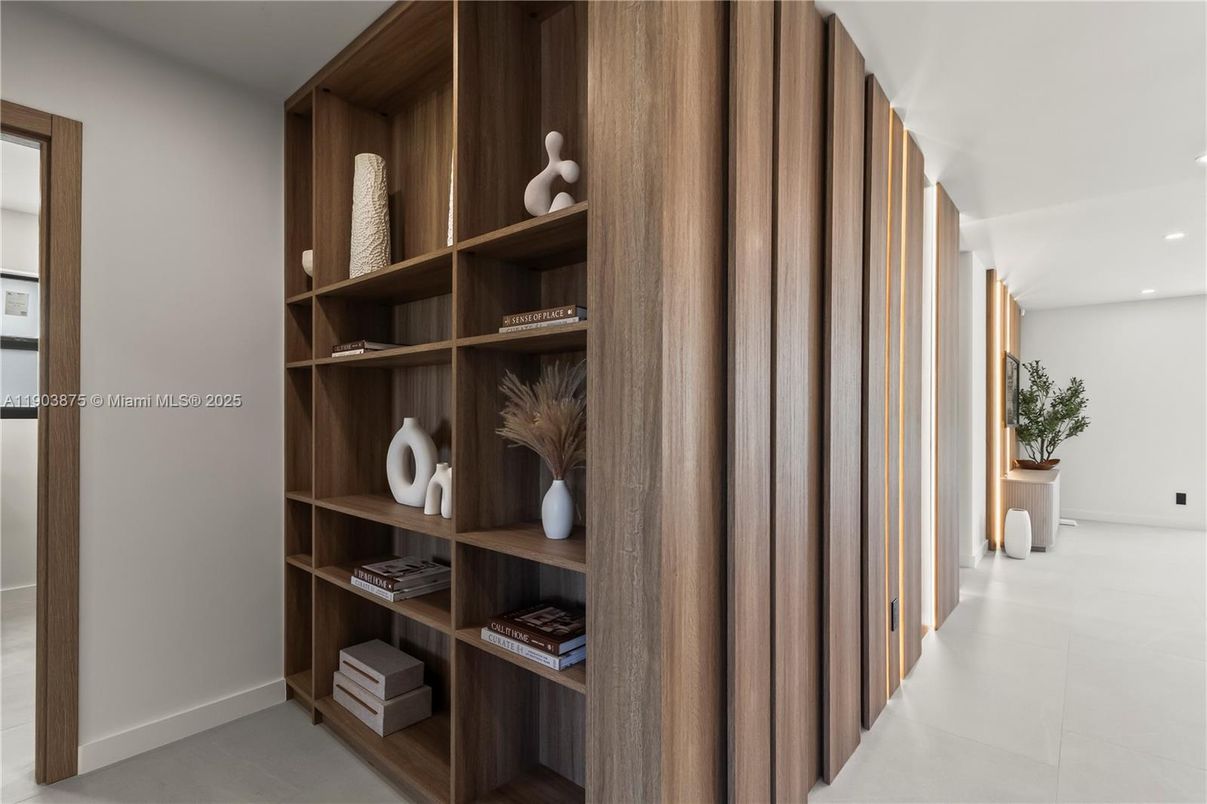 Interior, Recessed Lighting