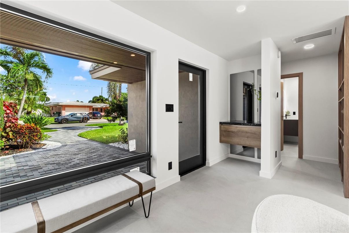 Interior, Recessed Lighting