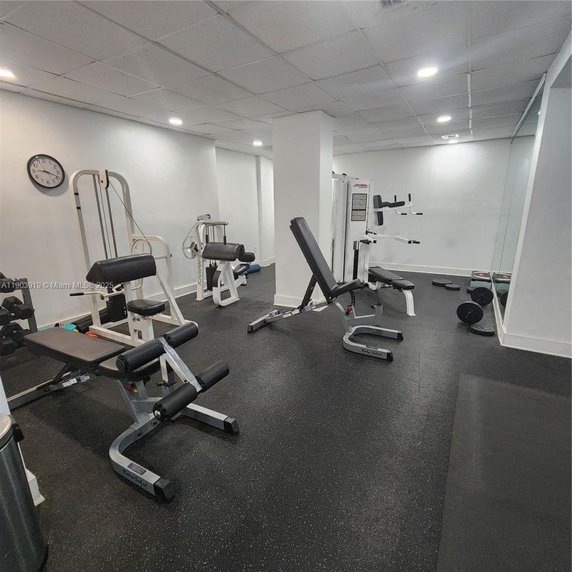 Fitness Equipment, Interior, Recessed Lighting