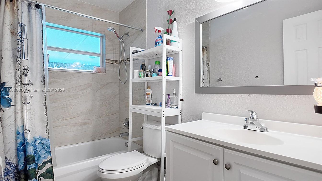 Bathroom, Interior, Marble Walls