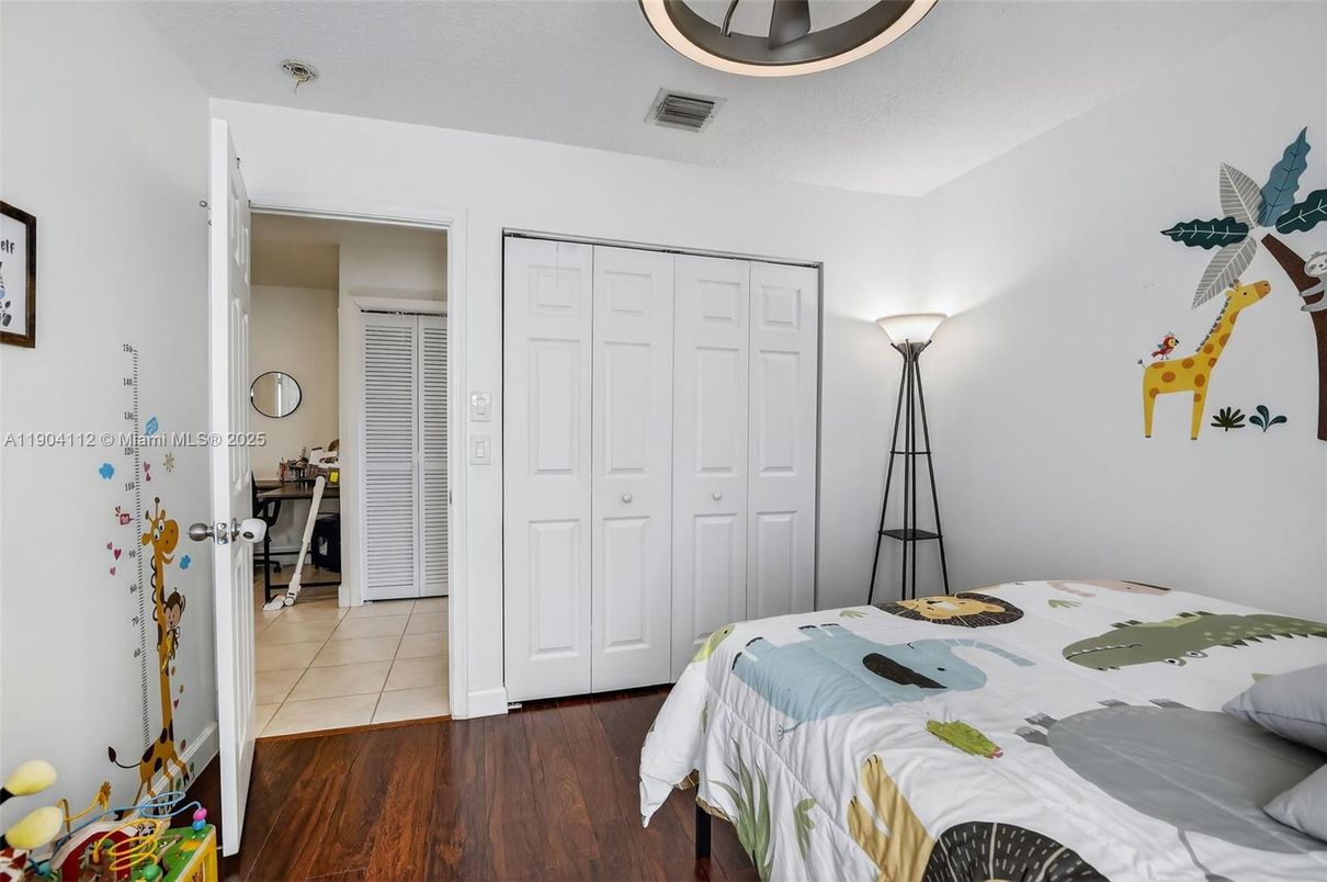 Bedroom, Interior, Wood Texture Flooring