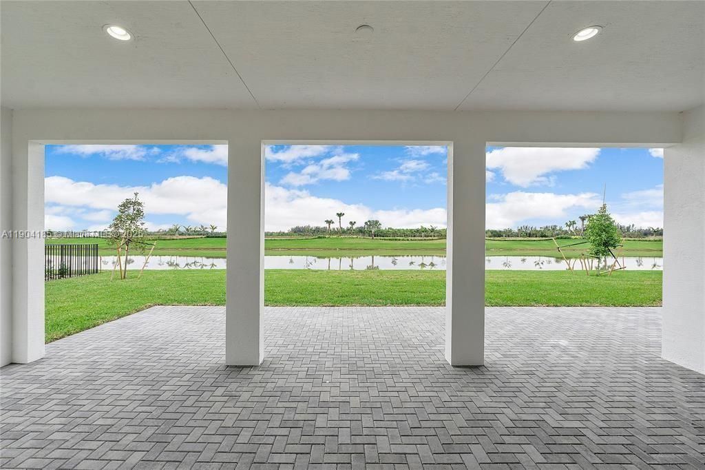 Backyard, Exterior, Water