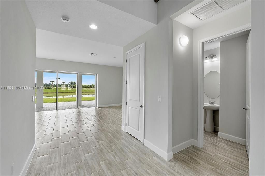 Bathroom, Interior, Recessed Lighting, Wood Texture Flooring