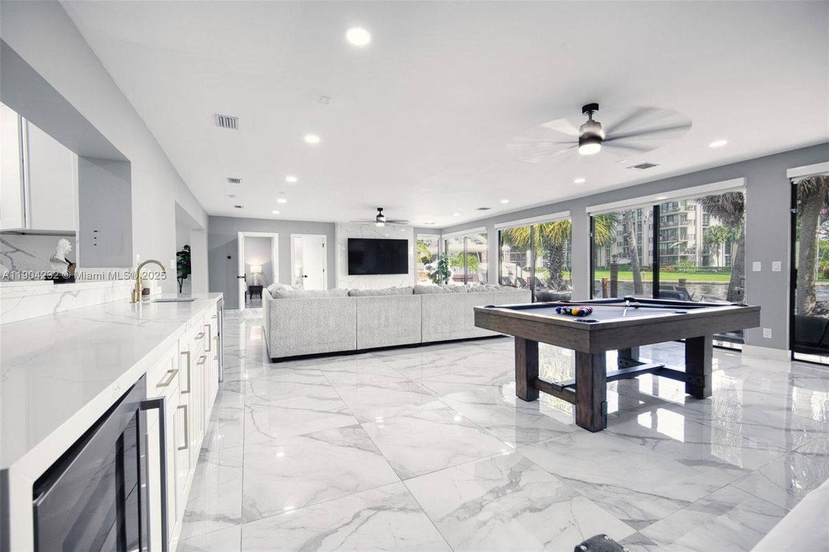 Billiard Table, Game Room, Interior, Living room, Marble, Recessed Lighting