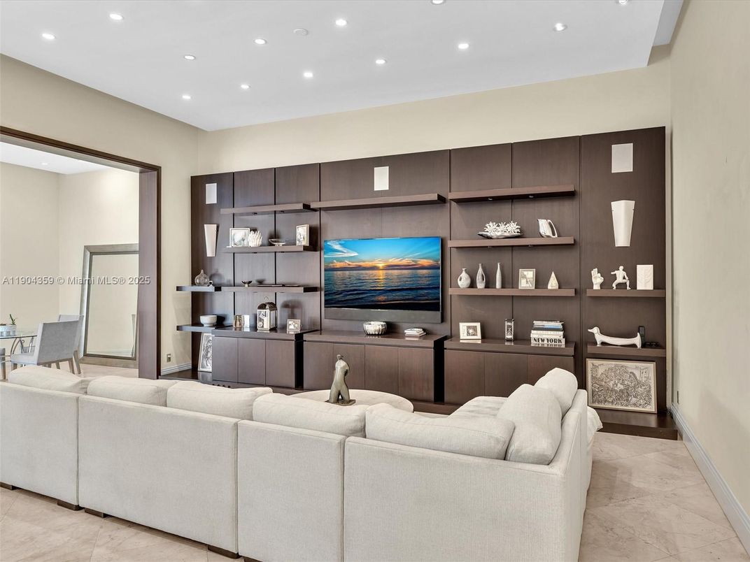 Interior, Living room, Recessed Lighting