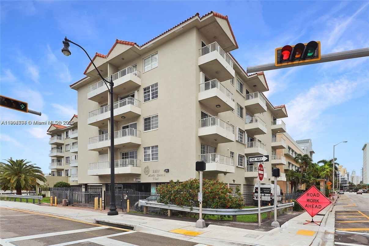 Exterior, Facade, Condo Building